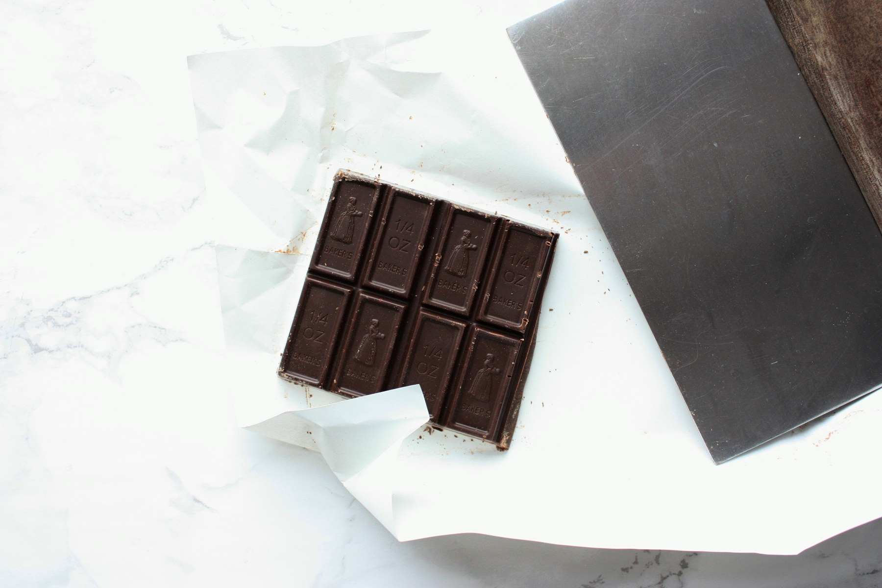 Crispy Chocolate Chocolate Cookies with White Chipits