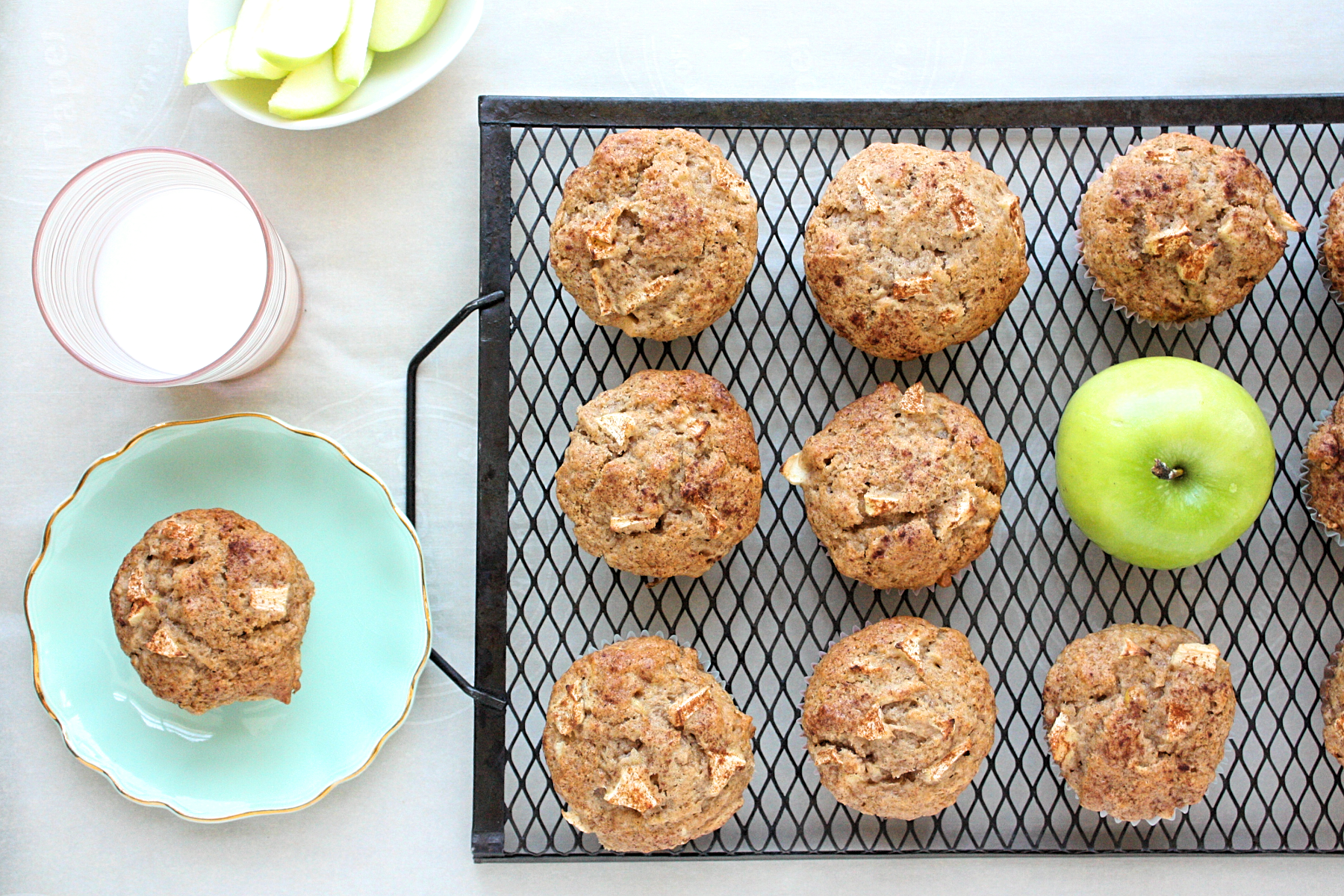 apple-cinnamon-muffins