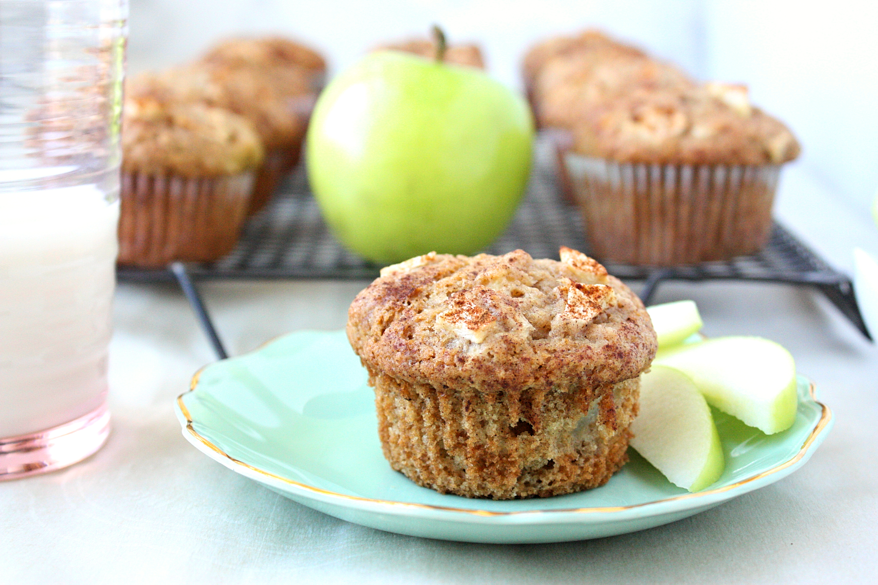 apple-cinnamon-muffins