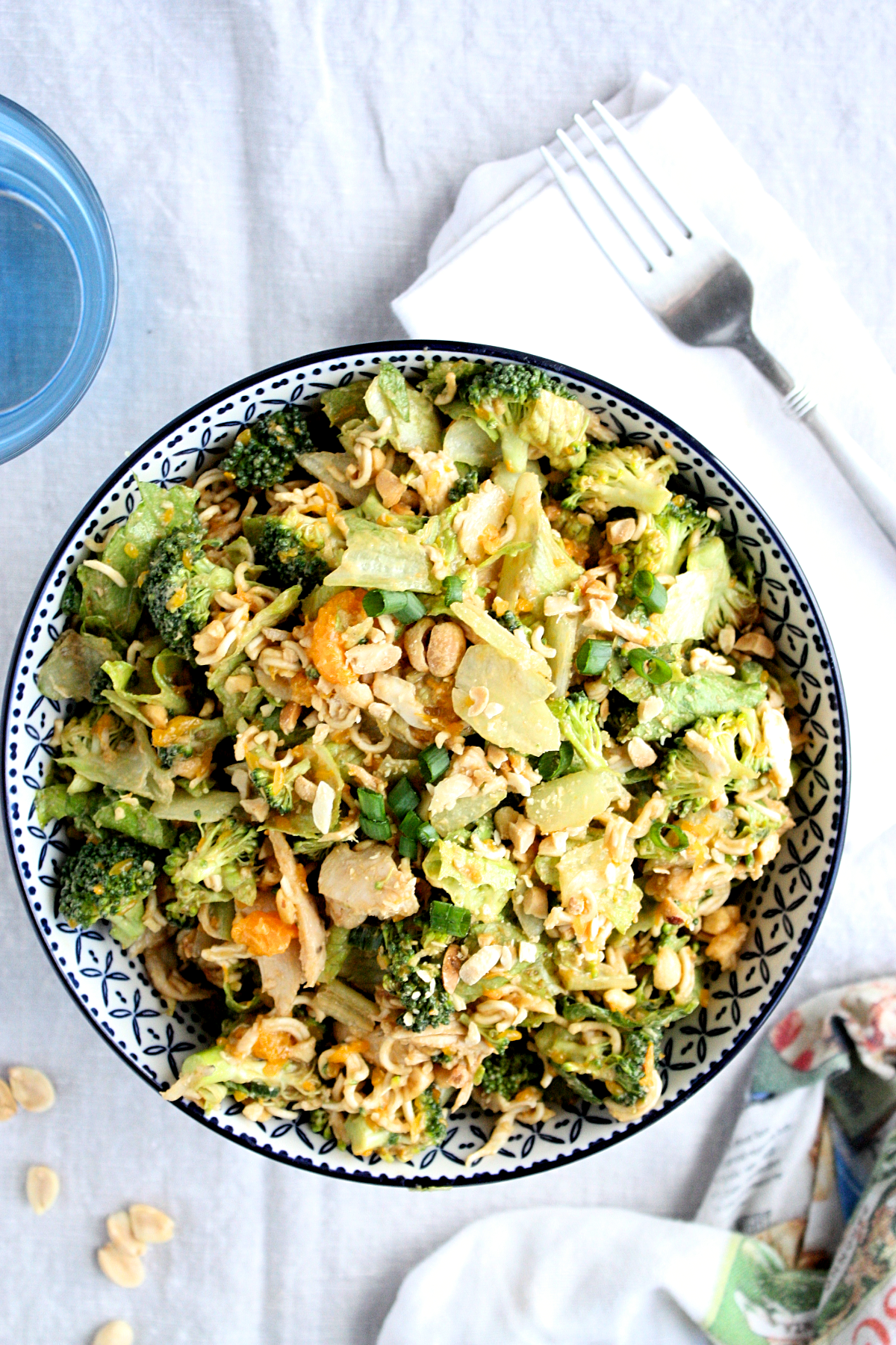 broccoli ramen salad with peanut dressing