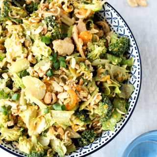 broccoli ramen salad with peanut dressing