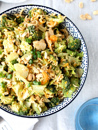 broccoli ramen salad with peanut dressing