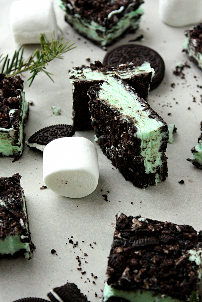 Creme de menthe Marshmallow Oreo Squares