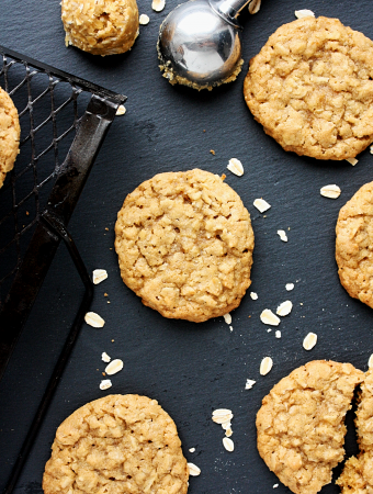 Easy Oatmeal Cookies