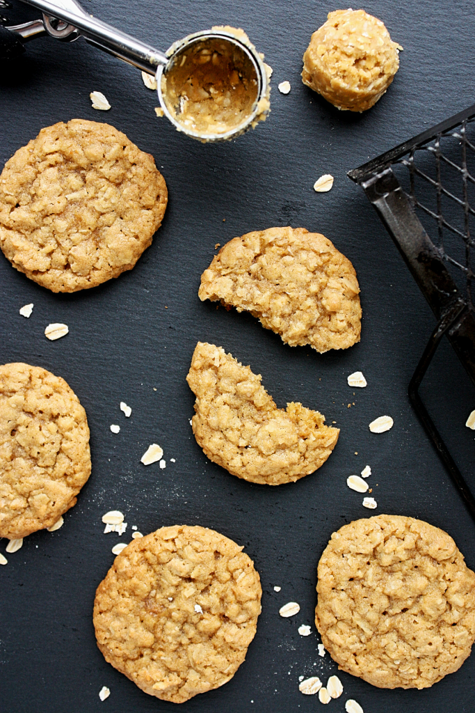 Easy Oatmeal Cookies