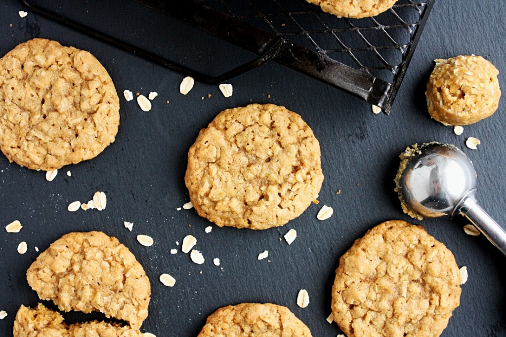 Easy Oatmeal Cookies