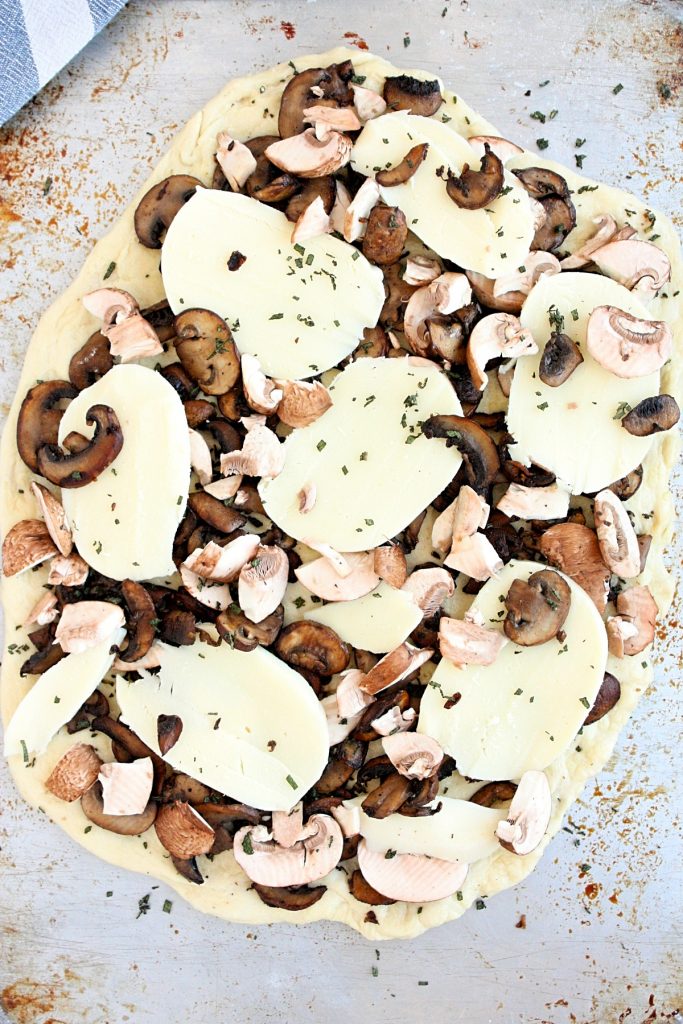 Mushroom Pizza Recipe with Garlic and Sage