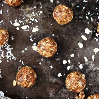 Healthy Energy Balls Recipe with Dates