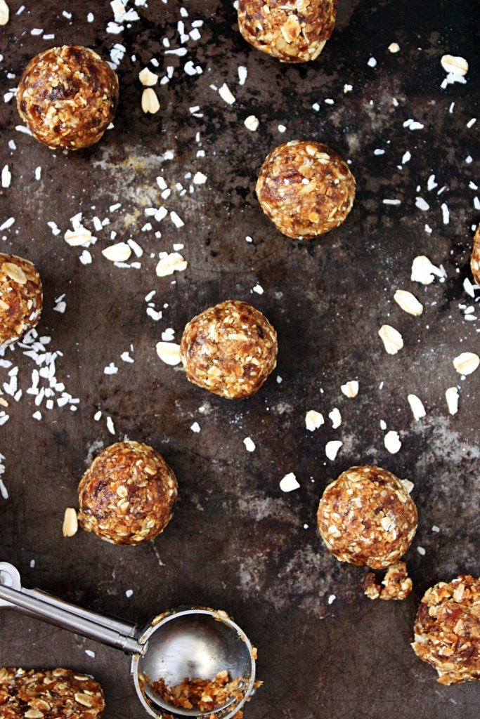 Healthy Energy Balls Recipe with Dates