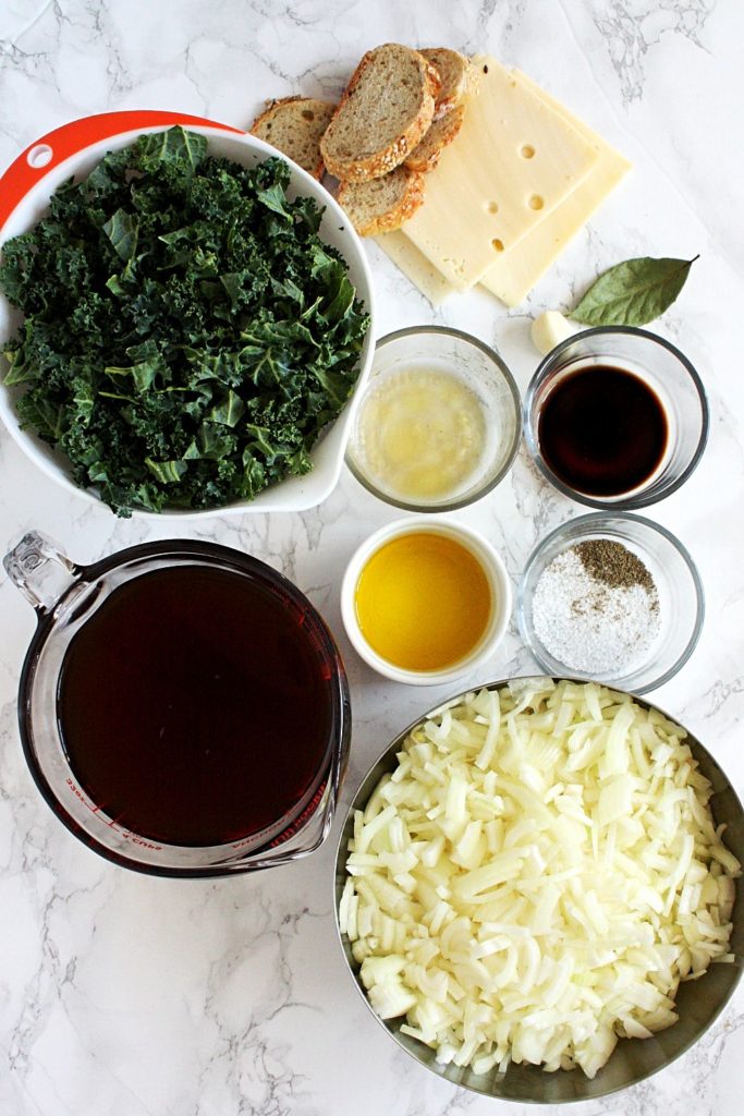Ingredients to make French Onion Soup